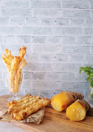 材料２つ♪スイートポテトスティックパイ-レシピのメイン写真