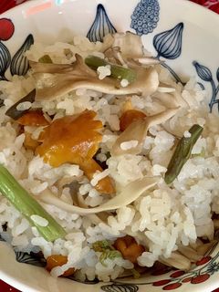 舞茸と山菜の炊き込みご飯-レシピのメイン写真