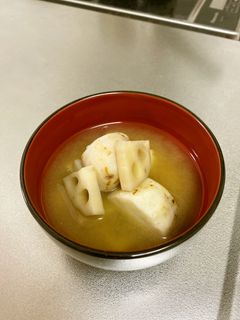 里芋とレンコンの味噌汁-レシピのメイン写真