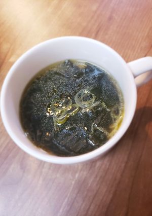 ササミの茹で汁で優しいわかめスープ♪-レシピのメイン写真
