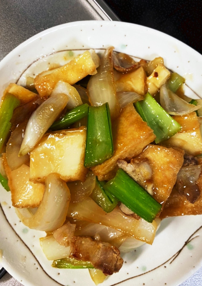 厚揚げ、豚ばら玉ねぎ小松菜であんかけ炒め-レシピのメイン写真