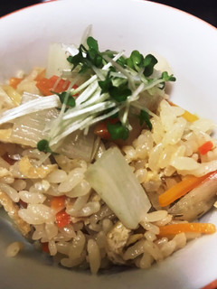 山うどの炊き込みご飯-レシピのメイン写真