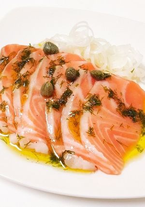 サーモンのカルパッチョ(ディルソース)-レシピのメイン写真