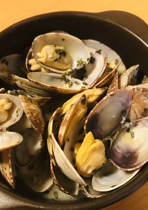 アサリのワイン蒸●バジル＆レモン汁しあげ-レシピのメイン写真