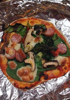 ピザ(簡単)生地から作り焼き上げる完パケ-レシピのメイン写真