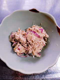 サバマヨと紫玉ねぎのサラダ-レシピのメイン写真
