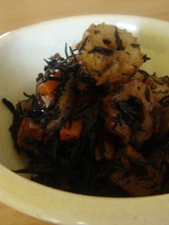 我が家の定番ひじきの煮物-レシピのメイン写真