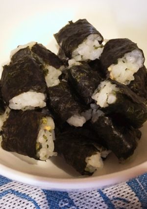 簡単♪離乳食に!手掴みおにぎり-レシピのメイン写真