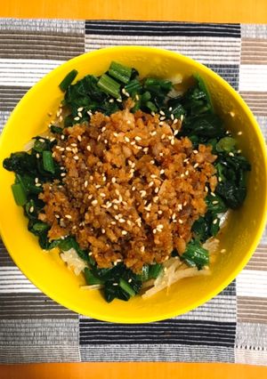2食分　ほうれん草と大根入り　鶏そぼろ丼-レシピのメイン写真