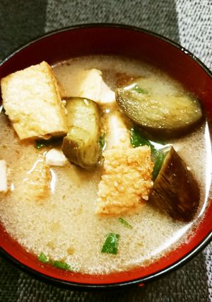 茄子と厚揚げのお味噌汁-レシピのメイン写真