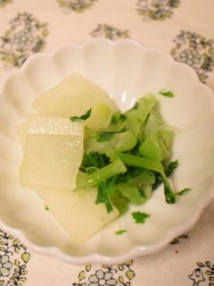 大根の葉と皮の即席ピクルス-レシピのメイン写真