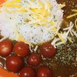 レトルト●簡単バジル風味のチーズカレー