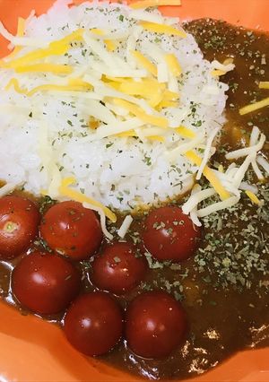 レトルト●簡単バジル風味のチーズカレー-レシピのメイン写真