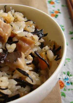 ☆～大人気塩豚でひじきの炊き込みご飯～☆-レシピのメイン写真