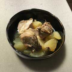 รูปของ 《作り置き》豚角煮大根