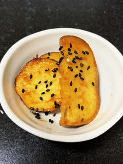 お弁当に!さつまいも甘じょっぱバター焼き-レシピのメイン写真
