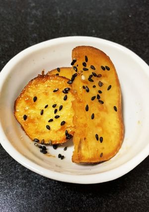 お弁当に！さつまいも甘じょっぱバター焼き-レシピのメイン写真
