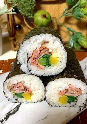 ローストビーフと菜花の太巻き寿司-レシピのメイン写真