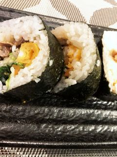 韓国ビビンバ風太巻き-レシピのメイン写真