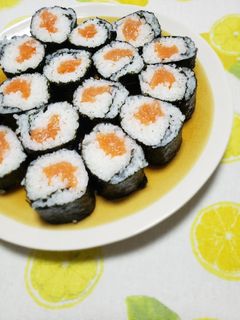 恵方巻☆サーモンだけの子供用巻き寿司-レシピのメイン写真