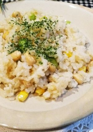 あけぼの大豆と枝豆のピラフ(土鍋使用)-レシピのメイン写真