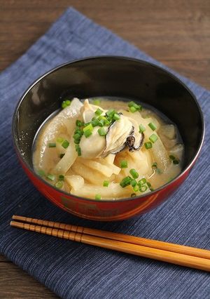 簡単！牡蠣と大根のお味噌汁-レシピのメイン写真