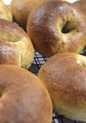 アメリカごはん☆全粒粉入りベーグル-レシピのメイン写真