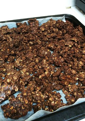 超簡単！材料３つで濃厚チョコグラノラ-レシピのメイン写真