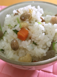 美人レシピ・炒り大豆炊き込みご飯-レシピのメイン写真