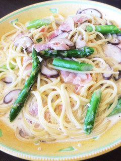 アスパラとベーコンきのこのクリームパスタ-レシピのメイン写真