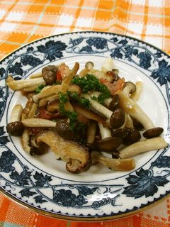 ベジ♪きのことベーコンのチーズ炒め-レシピのメイン写真
