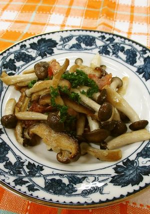 ベジ♪きのことベーコンのチーズ炒め-レシピのメイン写真