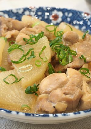 『鶏肉と大根の味噌煮込み』-レシピのメイン写真