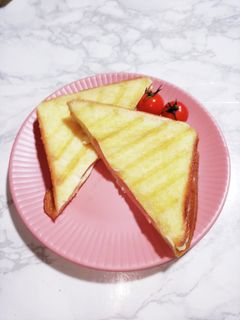 ホットサンド★ハム、チーズ-レシピのメイン写真