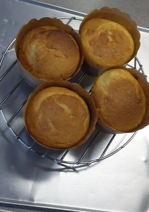 甘すぎないカップケーキ-レシピのメイン写真