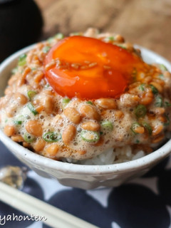 醤油こうじ漬け卵の納豆ご飯のせ-レシピのメイン写真
