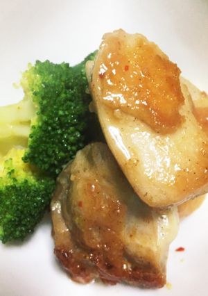市販のオイルソースを使った鶏肉のソテー-レシピのメイン写真
