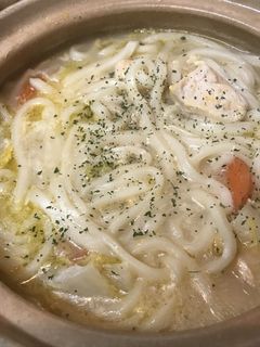 シチュー風●チーズたっぷりのうどん豆乳鍋-レシピのメイン写真