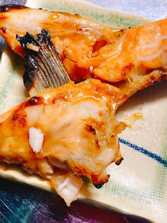 サーモンのカマの味噌漬け焼き-レシピのメイン写真