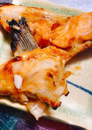 サーモンのカマの味噌漬け焼き-レシピのメイン写真