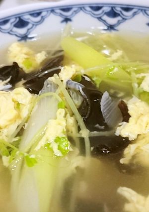 きくらげたっぷり☆豆苗と卵の中華スープ♪-レシピのメイン写真