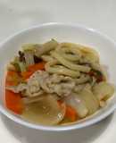 寒い日におすすめ「煮込み塩うどん」
