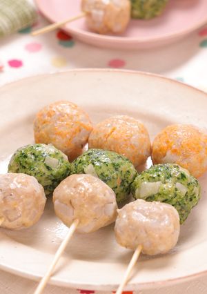 レンジで簡単！お花見３色鶏だんご-レシピのメイン写真