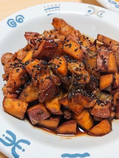 お弁当にも!さつまいもと鶏肉の甘辛炒め-レシピのメイン写真