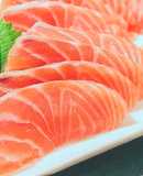 36℃ サーモンの刺身：刺身の概念を覆す