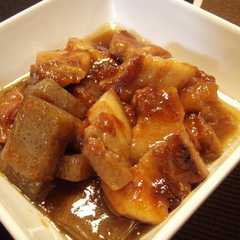 รูปของ 豚バラ肉の梅煮