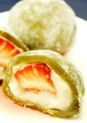 桑抹茶☆苺大福-レシピのメイン写真