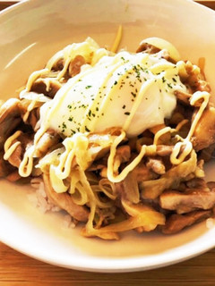 ほっとくだけ温玉の新☆おやこ丼-レシピのメイン写真
