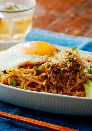 1品で満足！ごま風味のソース焼きそば-レシピのメイン写真