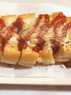 市販のホットドックに一手間加えてレンチン-レシピのメイン写真